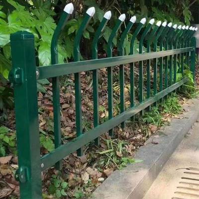 园林艺术与实用兼顾 安装铁艺草坪护栏与户外金属护栏注意事项